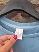 Charger l'image dans la galerie, Pull new York bleu taille l
