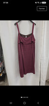 Charger l'image dans la galerie, Robe bordeaux taille 46

