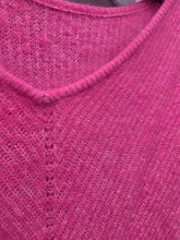 Charger l'image dans la galerie, Pull rose taille L
